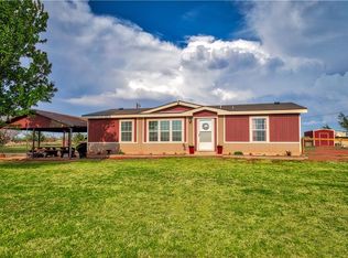 19636 E 1141st Rd, Elk City, OK 73644