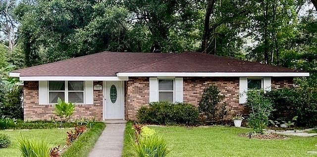 1st image of 311 W Saint Mary Dr