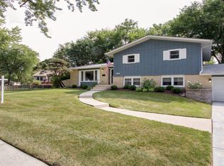 6767 Valley View Dr, Downers Grove, IL 60516