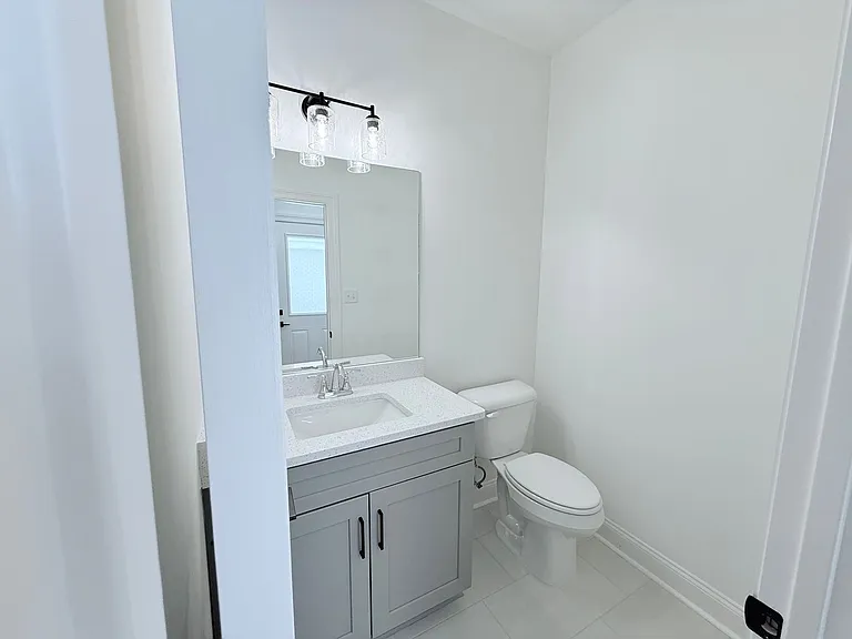 618 Cottage Grove Cir — Photo 13