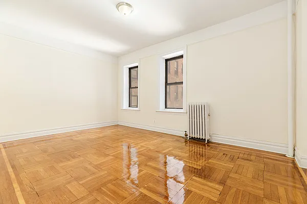 Rented by MNS | media 2