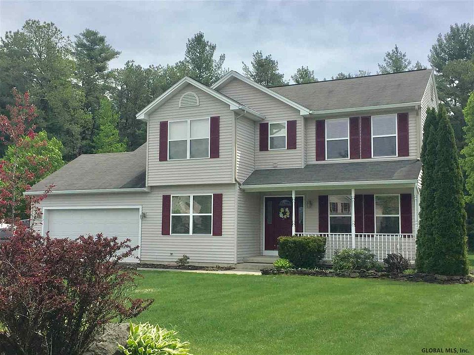 1st image of 8 Evanna Dr