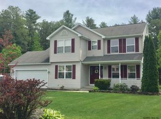 8 Evanna Dr, Queensbury, NY 12804