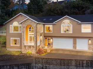 3562 Jake Mann Ln, Florence, OR 97439