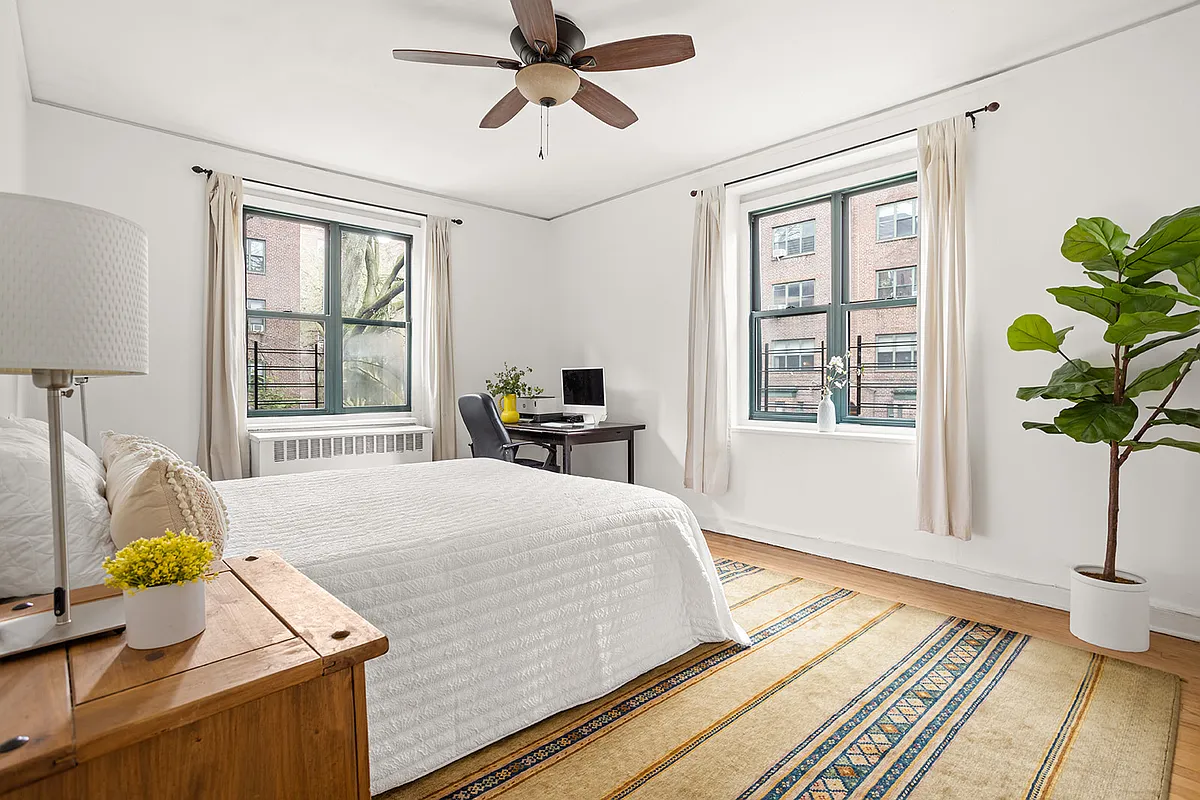 34-41 78th St Unit 2A  