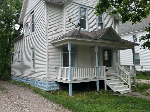 914 Clarence St, Kalamazoo, MI 49001