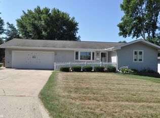 813 W 21st St, Carroll, IA 51401