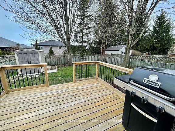 5th image of 792 Mackendrick Dr