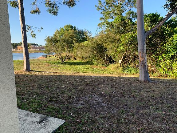 3rd image of 1740 Portcastle Cir