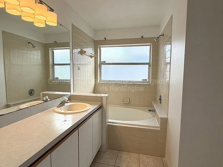 9176 Fort Jefferson Blvd — Photo 8