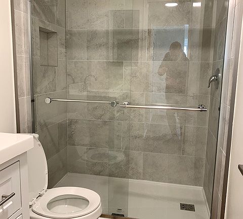 Studio bathroom