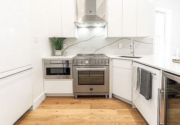 5th image of 1436 Pacific St #41