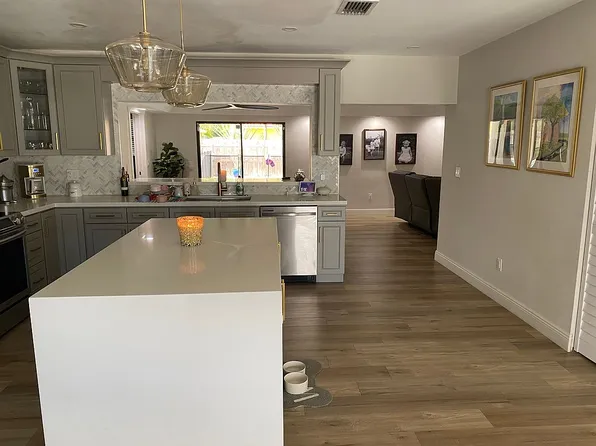 8943 SW 178th Ter, Palmetto Bay, FL 33157