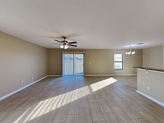 4th image of 2258 Caspian Dr