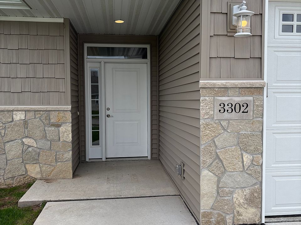 1st image of 3302 Ridgecrest Ln