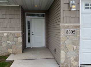 3302 Ridgecrest Ln, Kaukauna, WI 54130