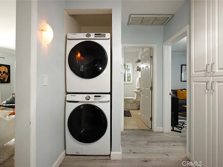1412 N Catalina St — Photo 12