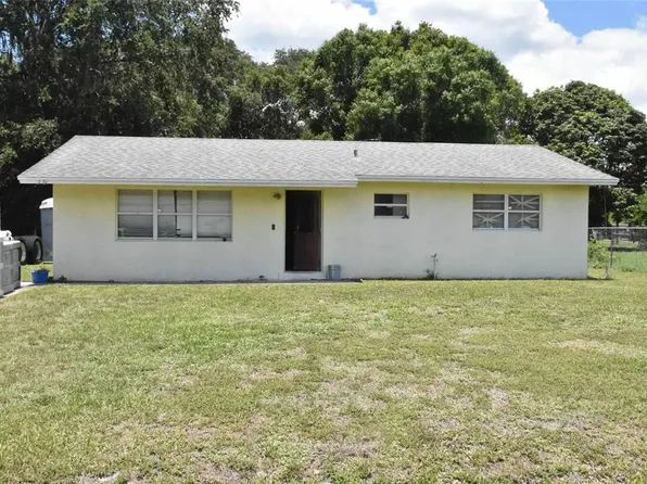 907 Pine St, Immokalee, FL 34142