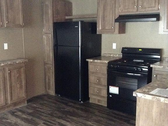 5th image of 2717 Silver Oaks Ln