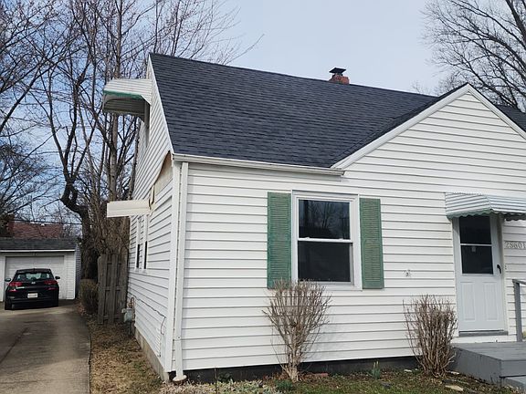 2nd image of 25601 Briardale Ave #1