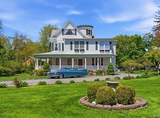 89 Duck Pond Road, Glen Cove, NY 11542