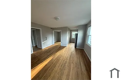 451 Burbank St SE #4 Photo 1