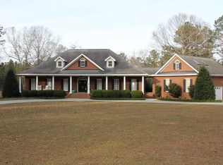 726 Farnum Rd, Orangeburg, SC 29118