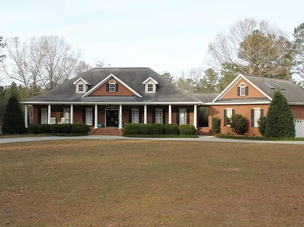 726 Farnum Rd, Orangeburg, SC 29118
