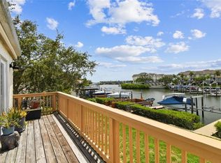 4304 Harbor House Dr, Tampa, FL 33615