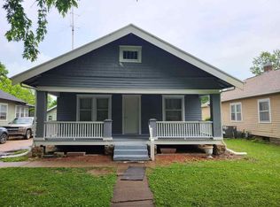 1406 Hackney St, Winfield, KS 67156