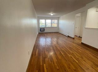237 Bay 43 St #3, Brooklyn, NY 11214