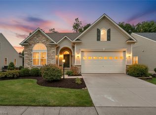 922 Rustic Ct, Brunswick, OH 44212