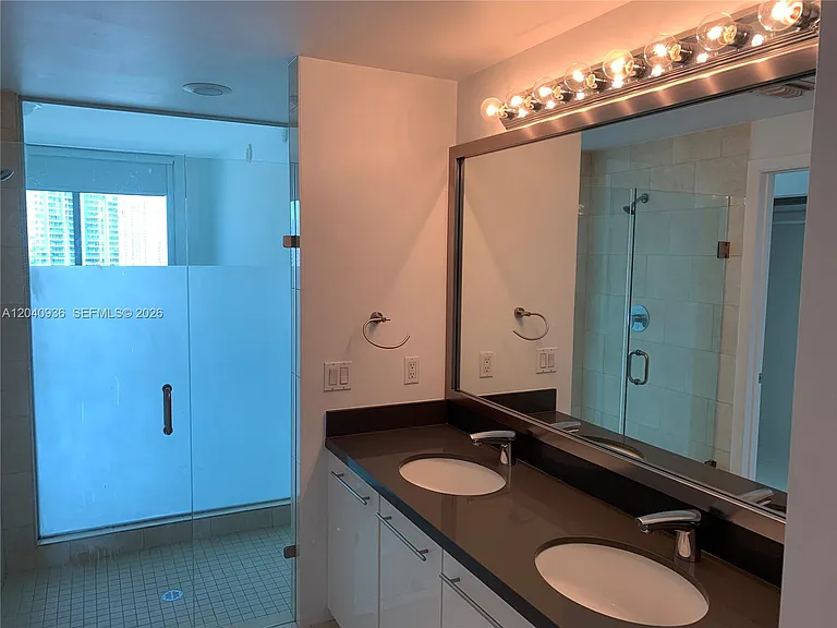 90 SW 3rd St #3610 — Photo 11