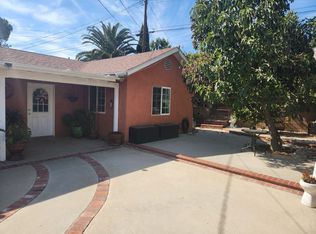 11221 Sunburst St, Sylmar, CA 91342