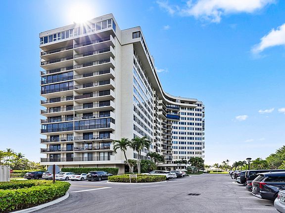 2nd image of 3912 S Ocean Boulevard #605