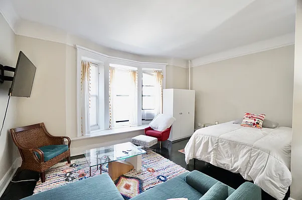 Rented by BRICK & GALO REALTY CORP | media 13