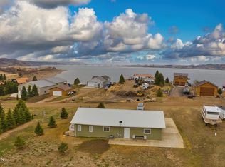5 Bluebird Dr, New Town, ND 58763
