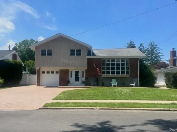 1853 Decatur Avenue, North Bellmore, NY 11710