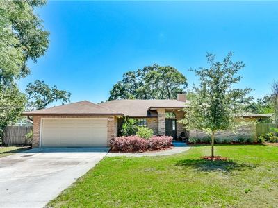 281 4th St, Geneva, FL, 32732