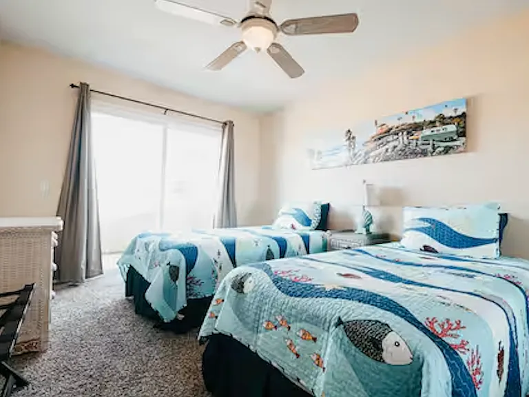 4810 Refugio Ave — Photo 9