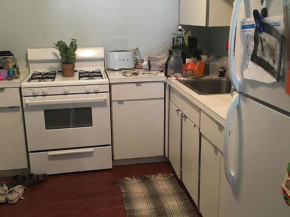 4th image of 1960 N Lincoln Park W APT 1401