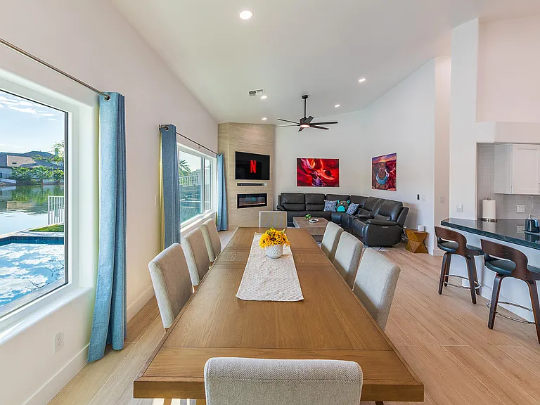 1710 E Queen Palm Dr — Photo 8