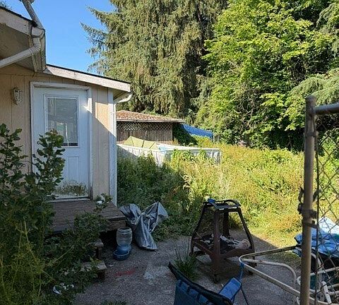 4th image of 3003 Pine Street
