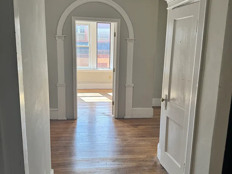 38-40 Hemenway St #22 — Photo 5