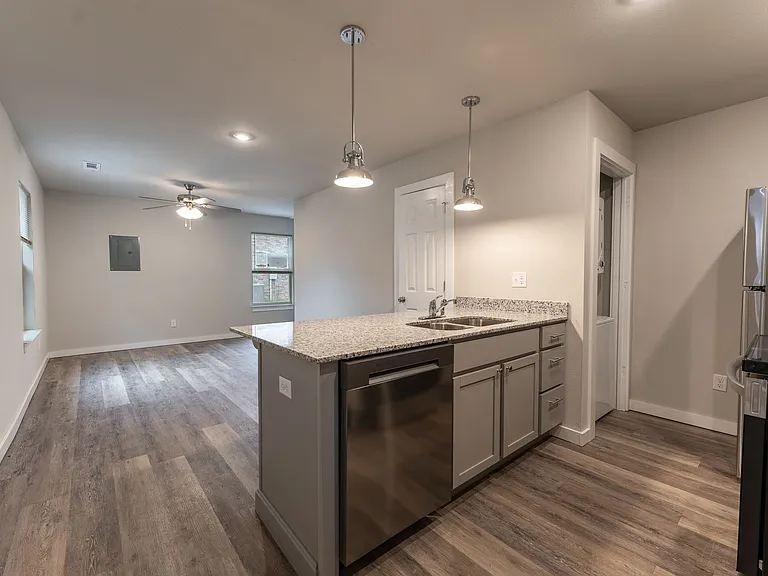 1342 N Porter Rd — Photo 16