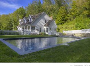 12 Garnet Rd, Roxbury, CT 06783