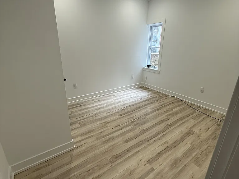 1222 W Hilton St #1 — Photo 4