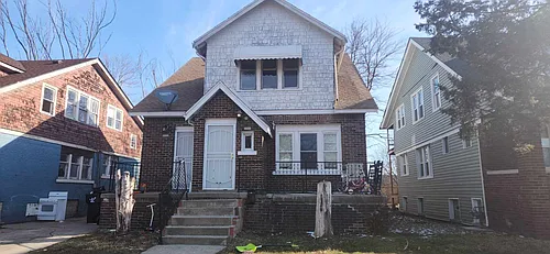 3990 Beaconsfield St Photo 1