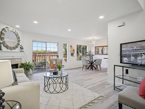 2nd image of 20643 Gardenside Cir