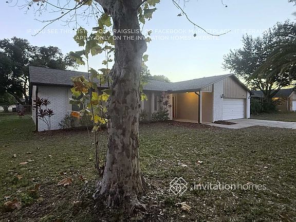3rd image of 3621 Oak Vista Ln